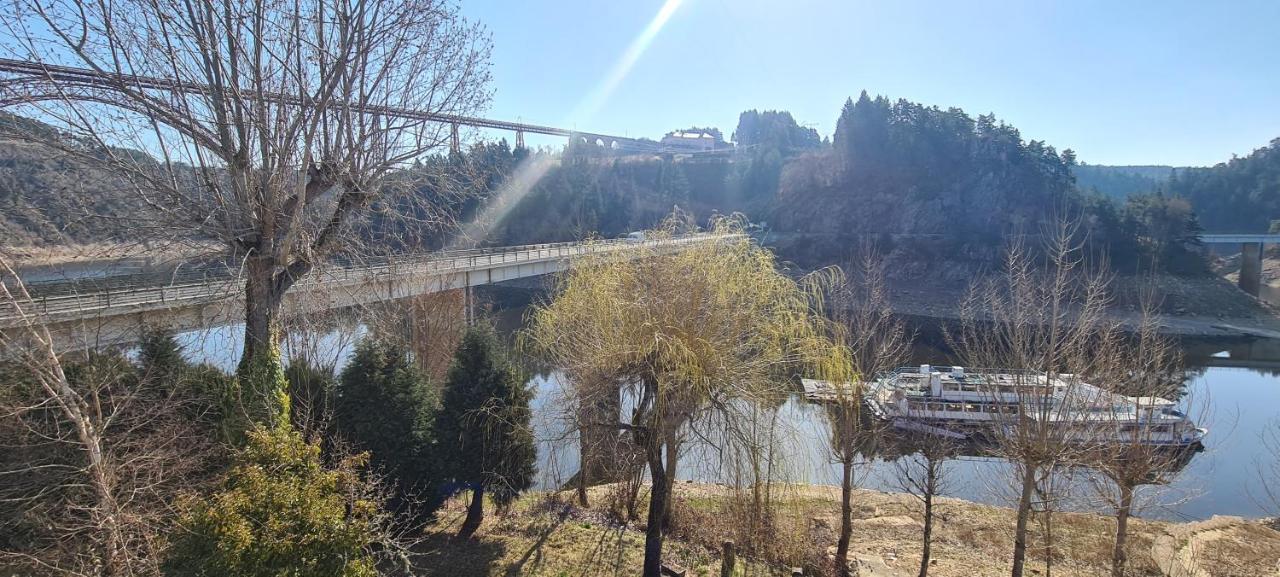 Garabit Hotel Anglards de Saint Flour Luaran gambar
