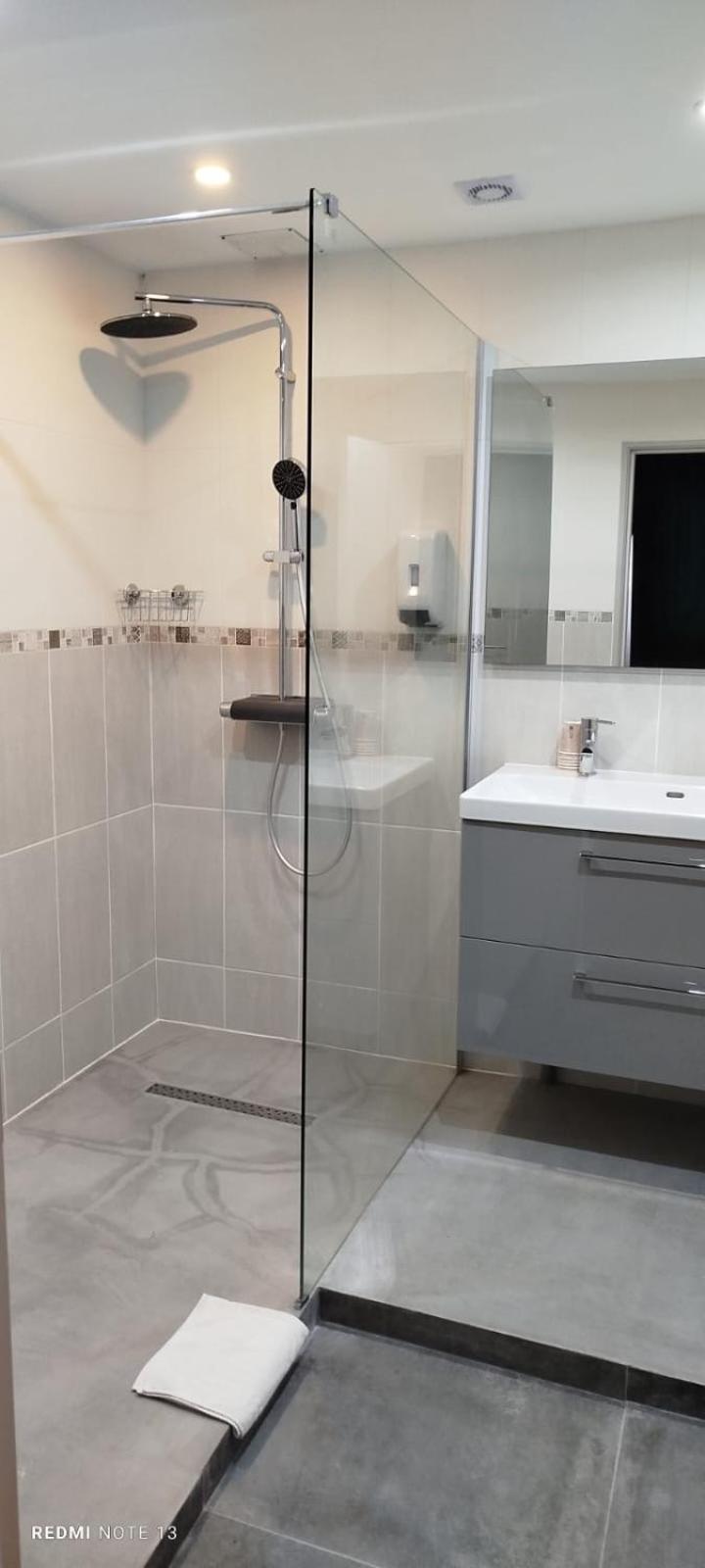 Garabit Hotel Anglards de Saint Flour Luaran gambar