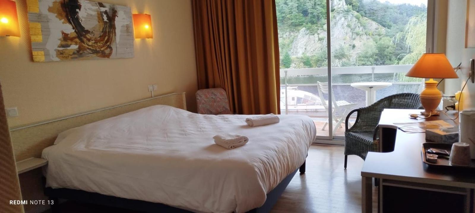 Garabit Hotel Anglards de Saint Flour Luaran gambar