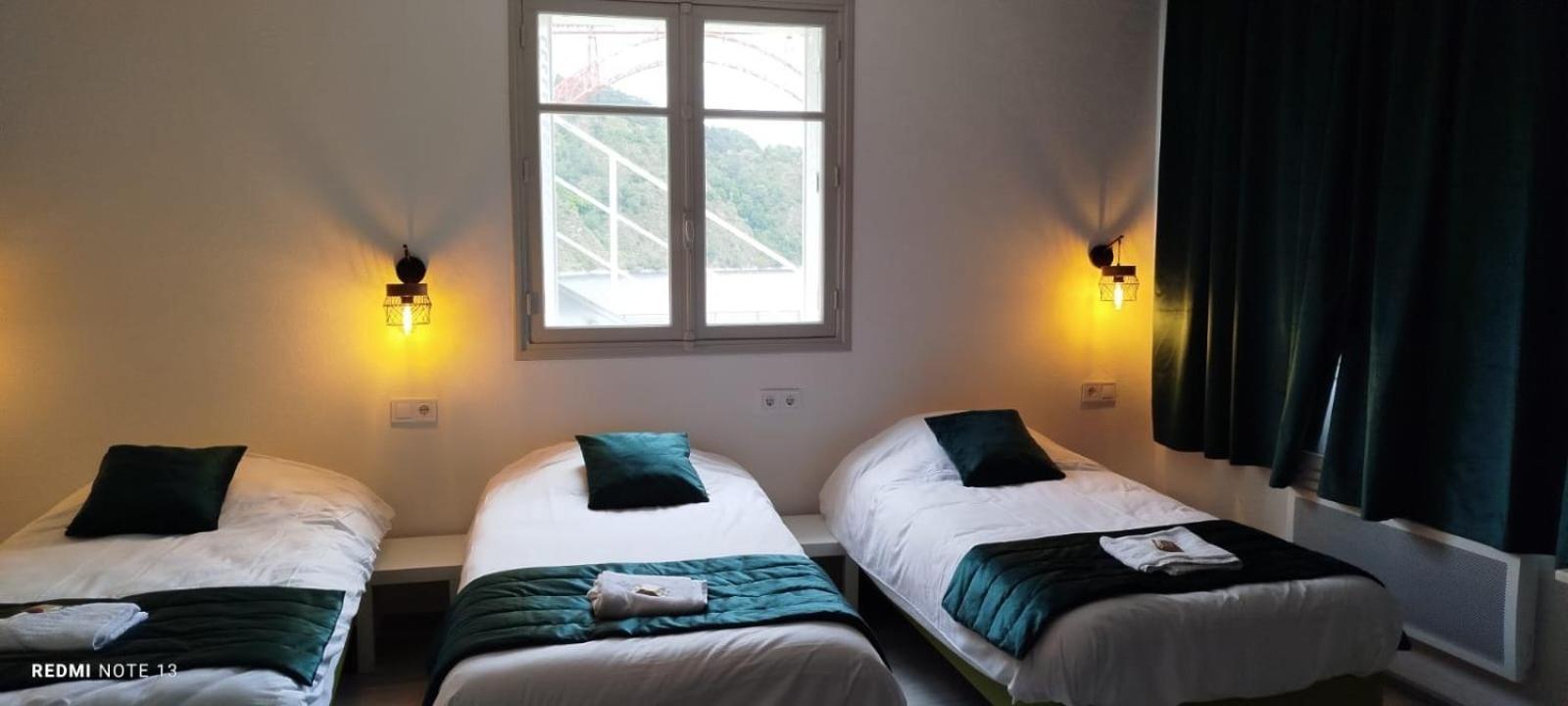 Garabit Hotel Anglards de Saint Flour Luaran gambar
